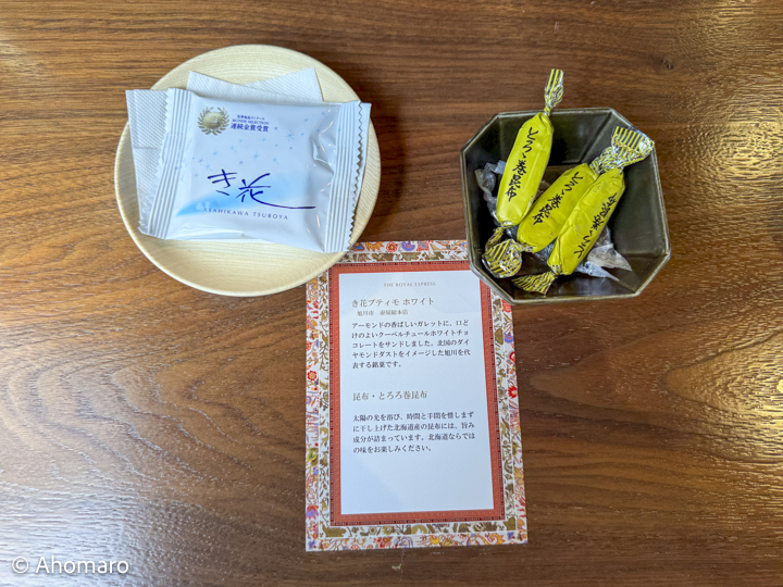 ʐ^00