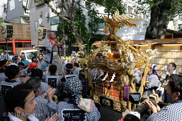 碑文谷八幡例大祭