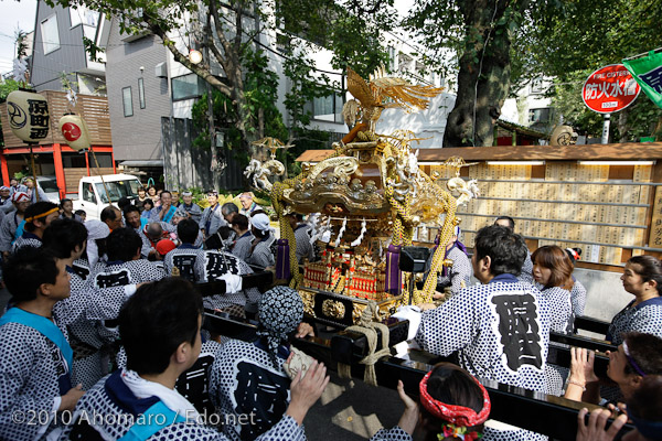 碑文谷八幡例大祭