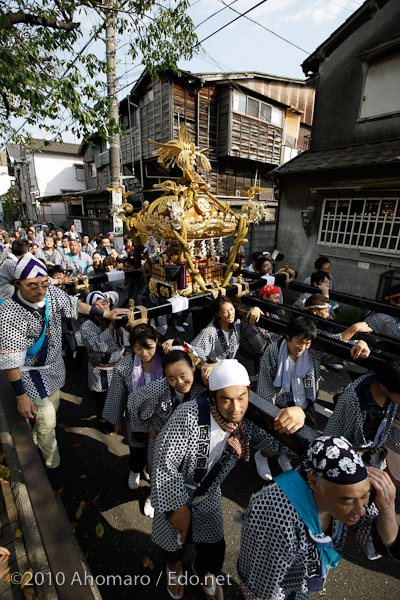 碑文谷八幡例大祭