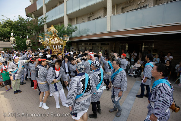 碑文谷八幡例大祭