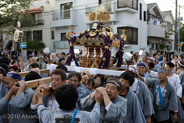 碑文谷八幡例大祭