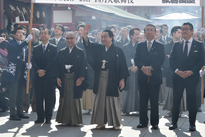 中村翫雀改め四代目中村鴈治郎襲名披露の「お練り」